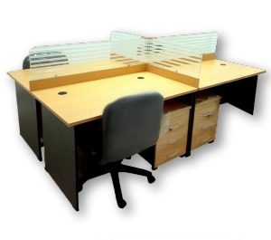 خلية عمل خشب MDF بفواصل زجاجيه(لوجو الشركه)×معدن بفواصل اماميه وجانبيه زجاج وحدة اداراج متحركة 3درج مقاس 100 سم × 60 سم المقاس والسعر للفرد