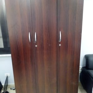 دولاب مستندات خشب MDF ثلاثة ضلفة مقاس 200 سم × 120 سم × 40 سم متعدد الالوان محلي الصنع